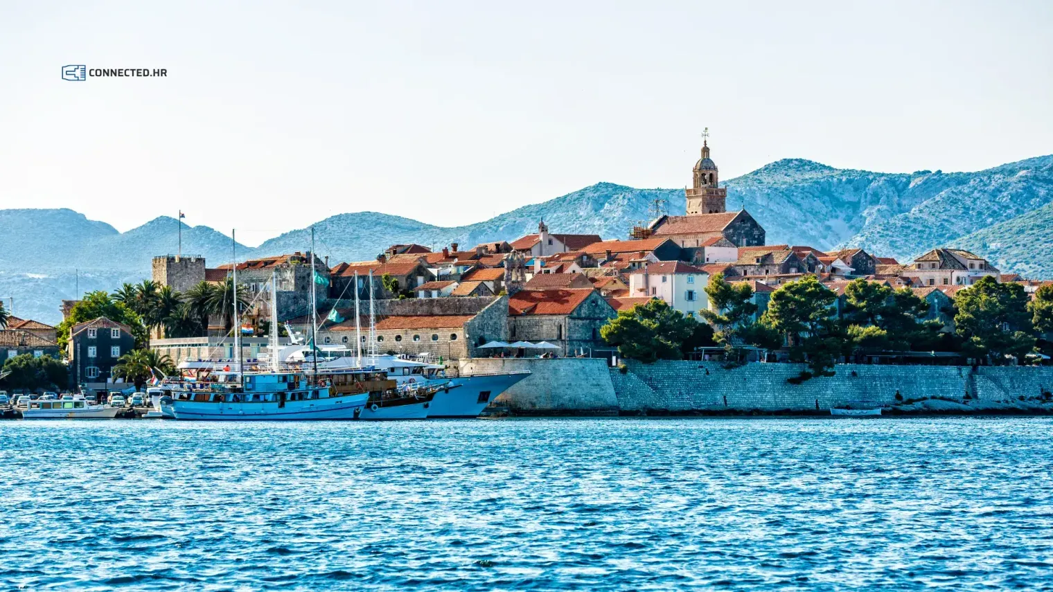 Stari grad Korčula s mora